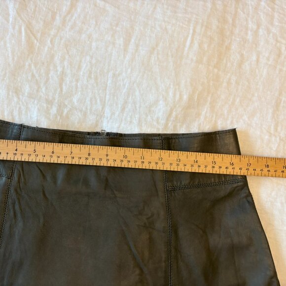 ZARA Woman 100% Leather Mini Skirt – Olive Green – Size L - Picture 9 of 10